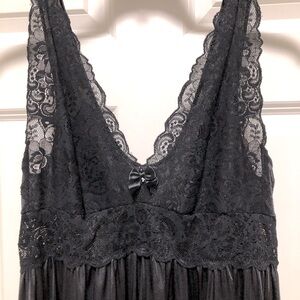Gorgeous black nightgown Sz M
